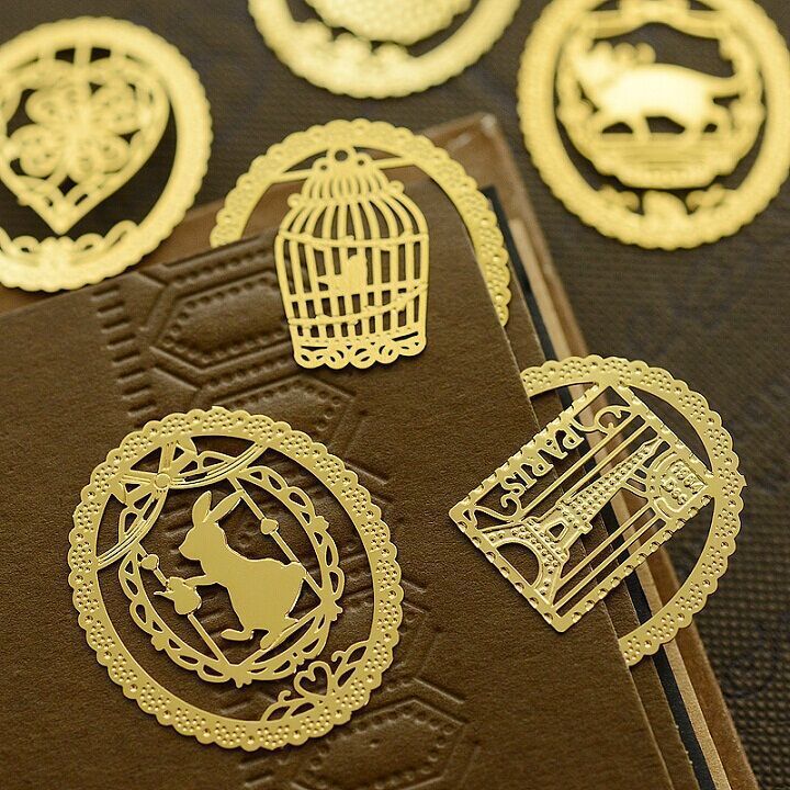 7 Options Of Cute Lace Creative Cartoon Animal Alloy Bookmarks